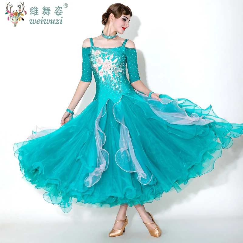 زي أداء قاعة الرقص مخصص الراقية نصف كم فستان كبير سوينغ الفالس ملابس مسابقة الرقص الحديثة #1