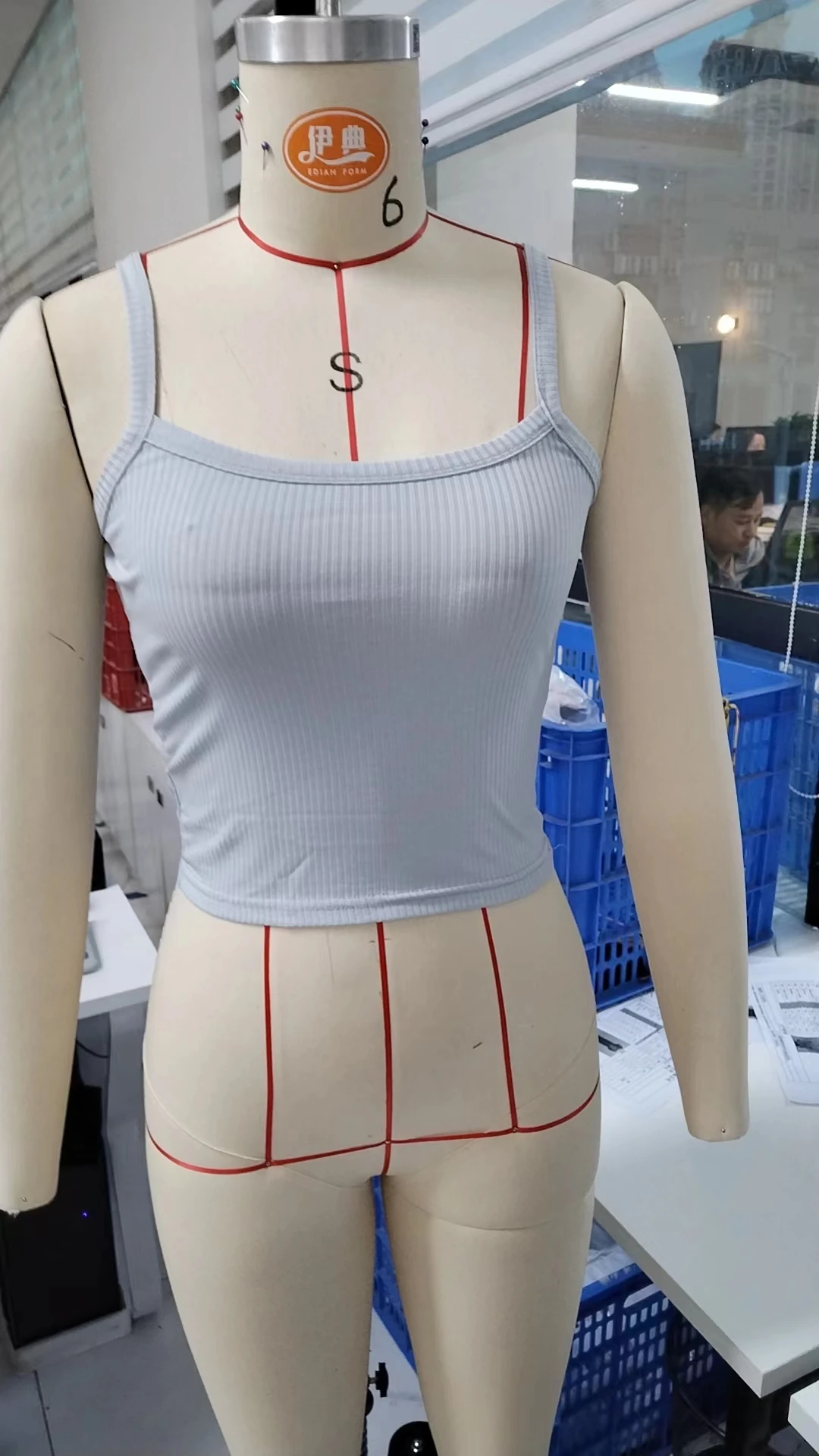 

Women Y2k Ribbed Knitted Crop Tops Sleeveless Backless Slim Fitted Strappy Cami Tops Summer Going Out Basic Tank Top Streetwear