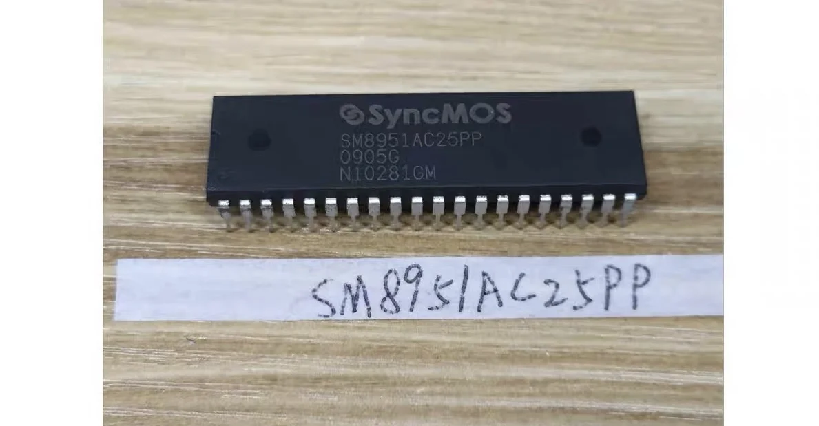 

10-20PCS/SM8951AC25PP DIP-40