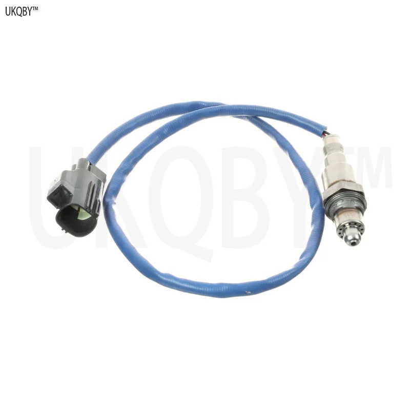 The fourth generation La nd Ro ve r Di sc ov er y 2010 LR052424 sensor assembly