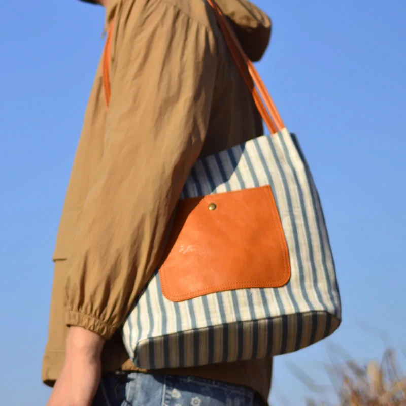 

AETOO Original literary fresh simple day commuter Tote bag all-in-one large capacity canvas bag men's shoulder bag