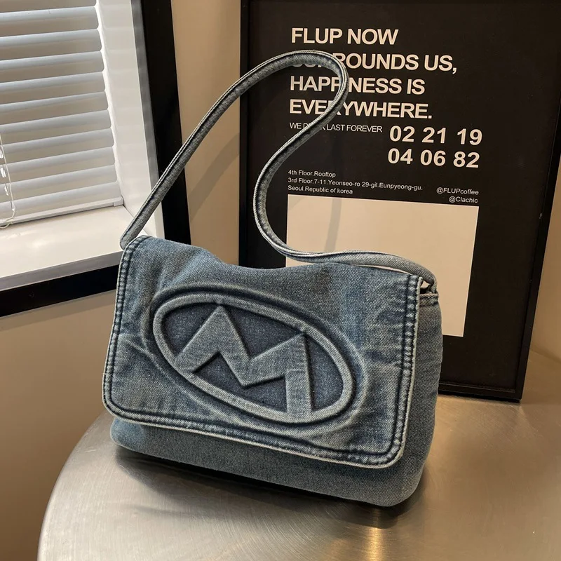 

Distressed Denim Shoulder Bag 2026, Vintage Inspired Quilted Underarm Bag, Retro Blue Messenger Crossbody Purse