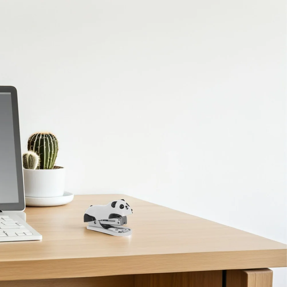 3 قطعة دباسة مكتب صغيرة لطيف على شكل باندا مدمجة محمولة باليد مكتب مدرسة لوازم المنزل الكبار دباسة صغيرة #5