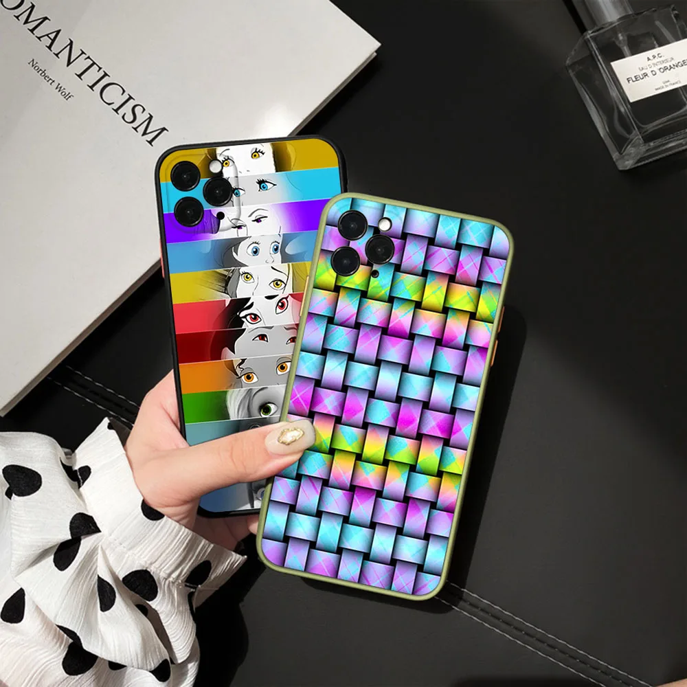 For iphone 16 15 Pro 14 13 12 Mini 11 7 8 Plus XS Max XR Cartoon Lattice Grid Puzzle Frosted Translucent Cover Black Phone Cases