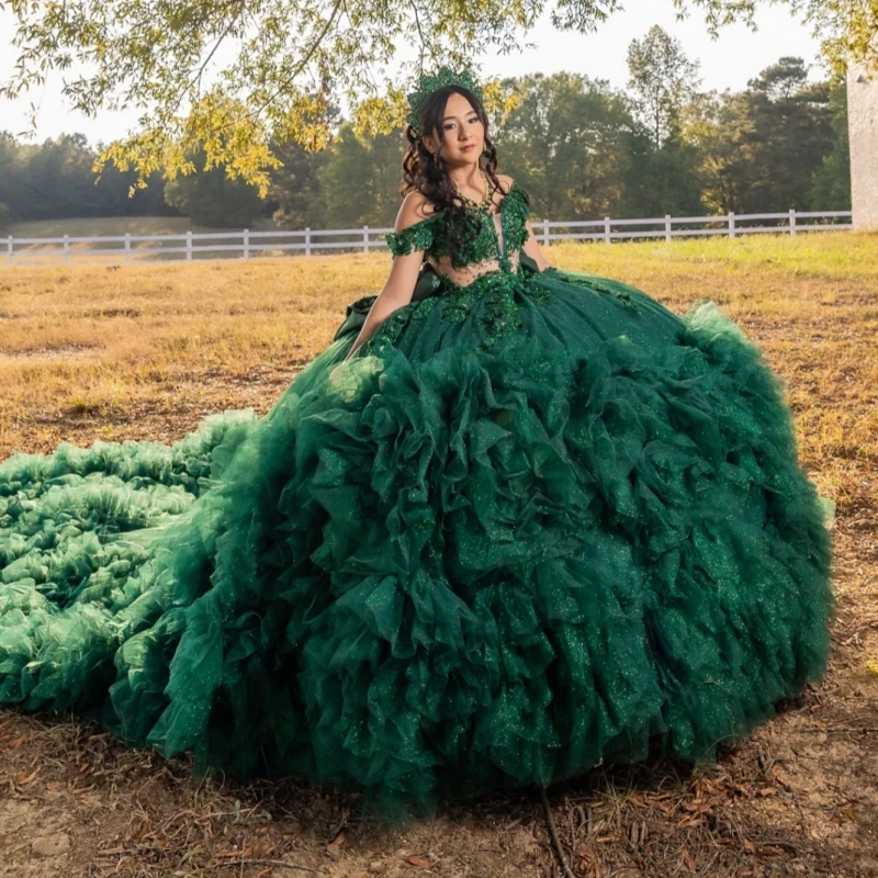 

Green Shiny Quinceanera Dresses Off The Shoulder Applique Flower Beading Tiered Tull Corset Party Birthday Sweet 16 Dress Vestid