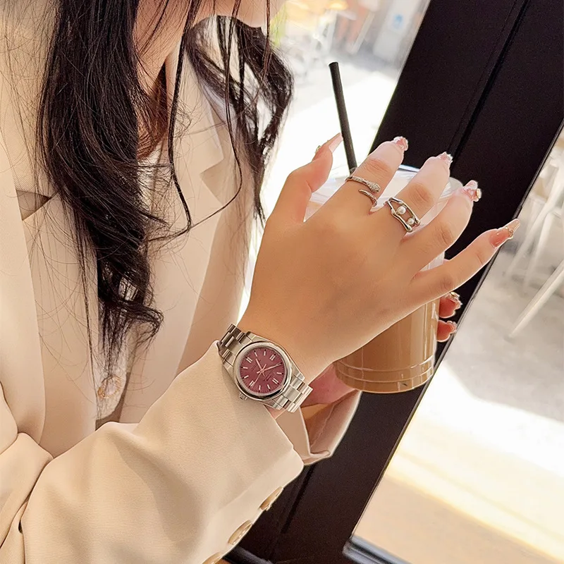 Exquisite Women'S  Vintage Leather Strap Watches, Antique Women'S Watches, Stylish Quartz Watches, Unique Watches.