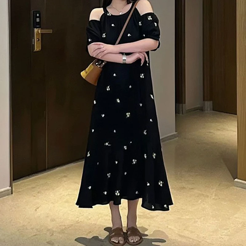 

Design sense off-the-shoulder hanging neck floral skirt female summer plus size loose cover belly slim black A-line dress