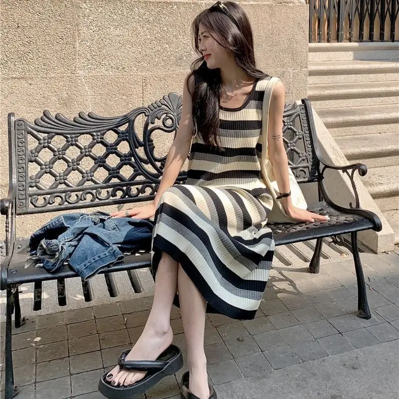 

Contrast Sleeveless Striped Knitted Dress Summer New Off Shoulder Loose All-match Korean Midi Dress Fashion Sweet Women Clothing