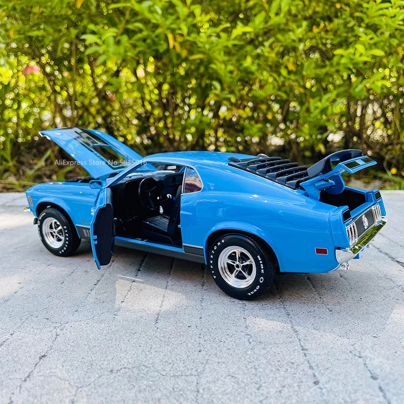 Maisto 1:18 NEW 1970 Ford Mustang Mach 1 Car Die casting Alloy Retro Car Model Classic Car Model Car Decoration Collection gift