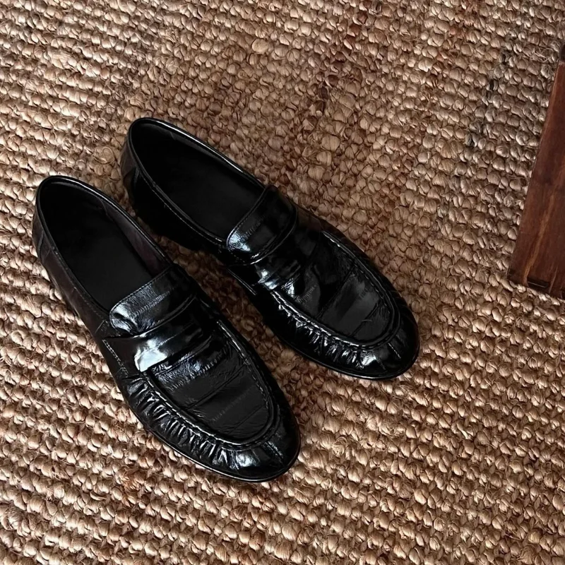 

Retro French genuine leather, retro pleated loafers for women, coarse heels, Woman Loafers Outdoor Office Shoes for Women