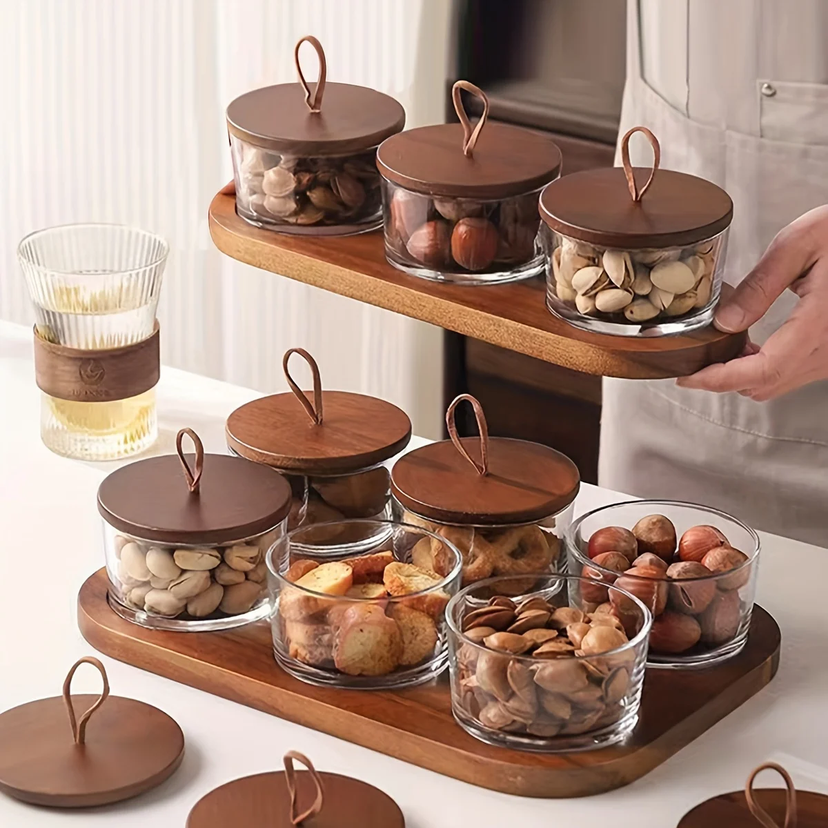 

2023 New Glass Fruit Bowl Creative Japanese Style with Lid Multi Compartment Living Room Table Tray