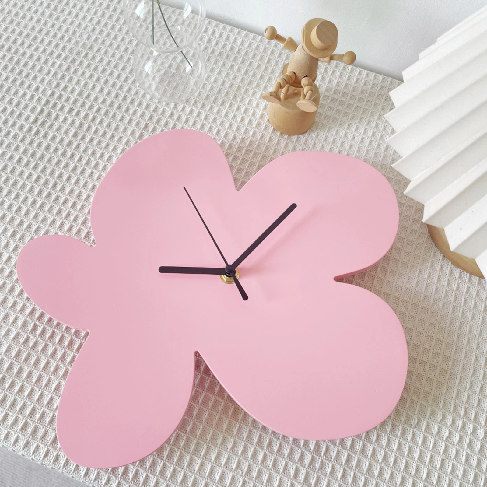 Nordic Wall Clock Silent Clock Battery Operated Decorative for Kids Table Children Living Room Ornaments Blue Flowers Creative