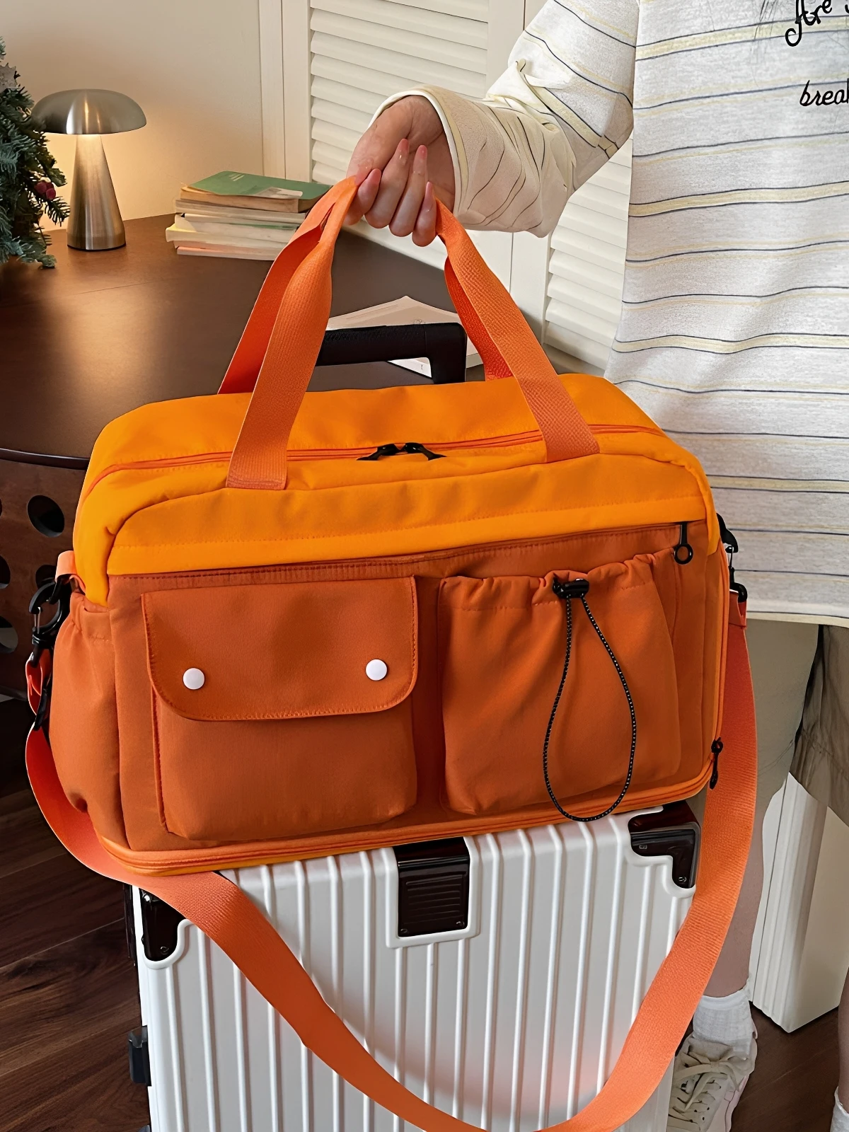 large-capacity-ladies-travel-bag-waterproof-short-trip-business-bag-unisex-casual-shoulder-bag-lightweight-portable-suitcase