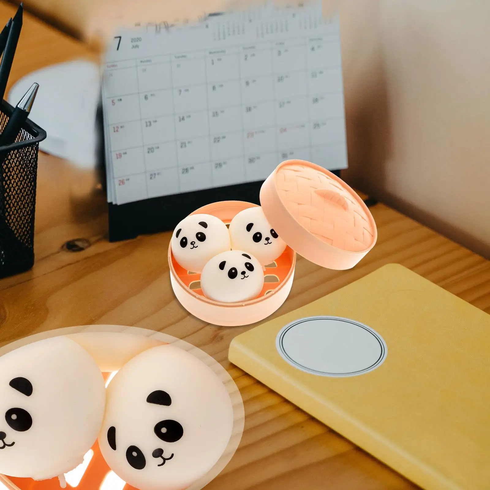 مجموعتان من ألعاب كعكة المحاكاة مكونة من 6 قطع على شكل كرات ضغط لحفلات الأطفال وتخفيف الضغط الحسي