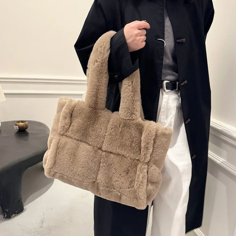 

Gorgeous Quilted Clutch Bag Retro Woven Texture Maillard Tone Underarm Crossbody Bag Work Commuting Durable