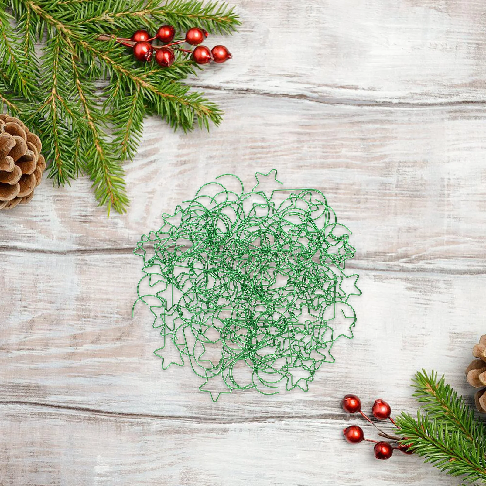 

5 Bags Star Shaped Tree Decoration Hooks Sturdy Coated Holiday Ornament Hangers for Balls Present Bags Lights Garden Outdoor