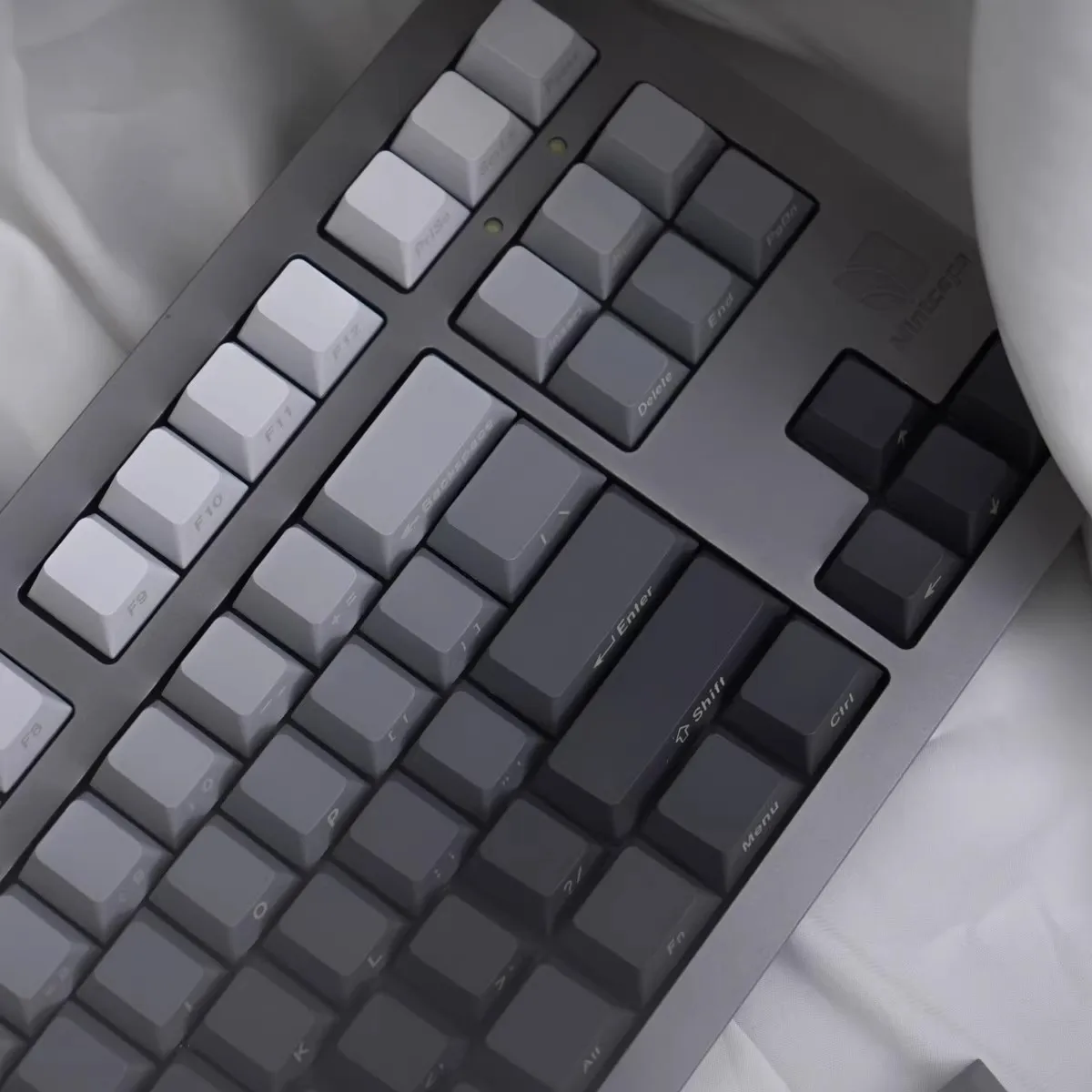 High-Grade Grey Gradient Positive Side Engraved Keycap 125 Key Mechanical Keyboard Pbt Sublimation Keyboard Accessories