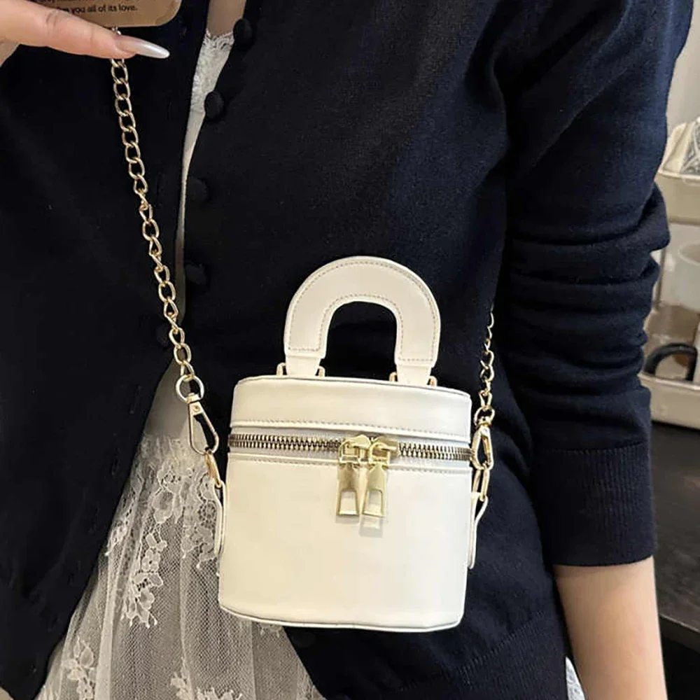 حقائب يد دائرية صغيرة المرأة الصيف تنوعا باليد دلو حقائب كروسبودي الإناث 2025 حقيبة كتف مفردة صغيرة جديدة