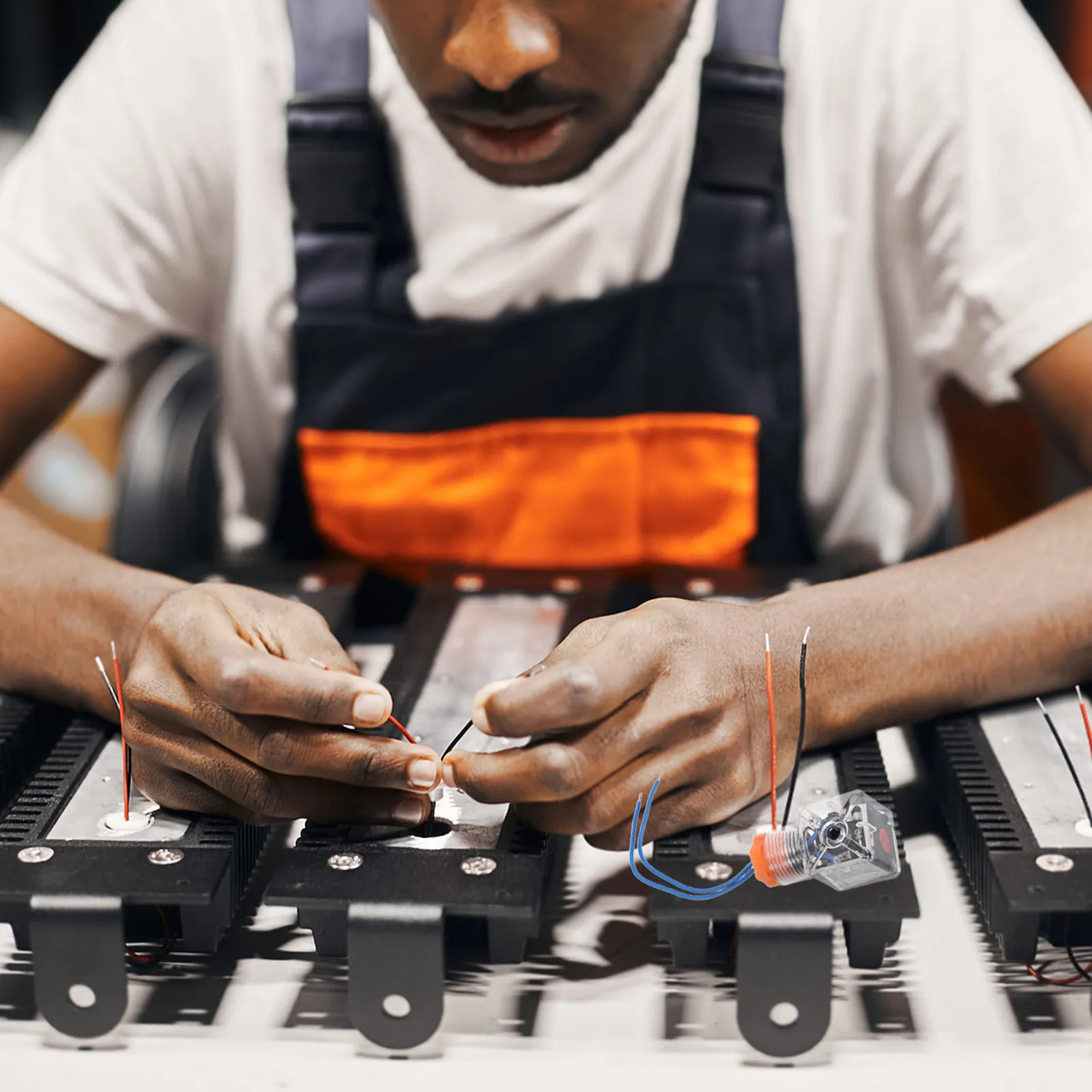 

Hydraulic Solenoid Coil Plug Socket LED Indicator Relay Wiring Box Valve Connector Industrial Solenoid Coil