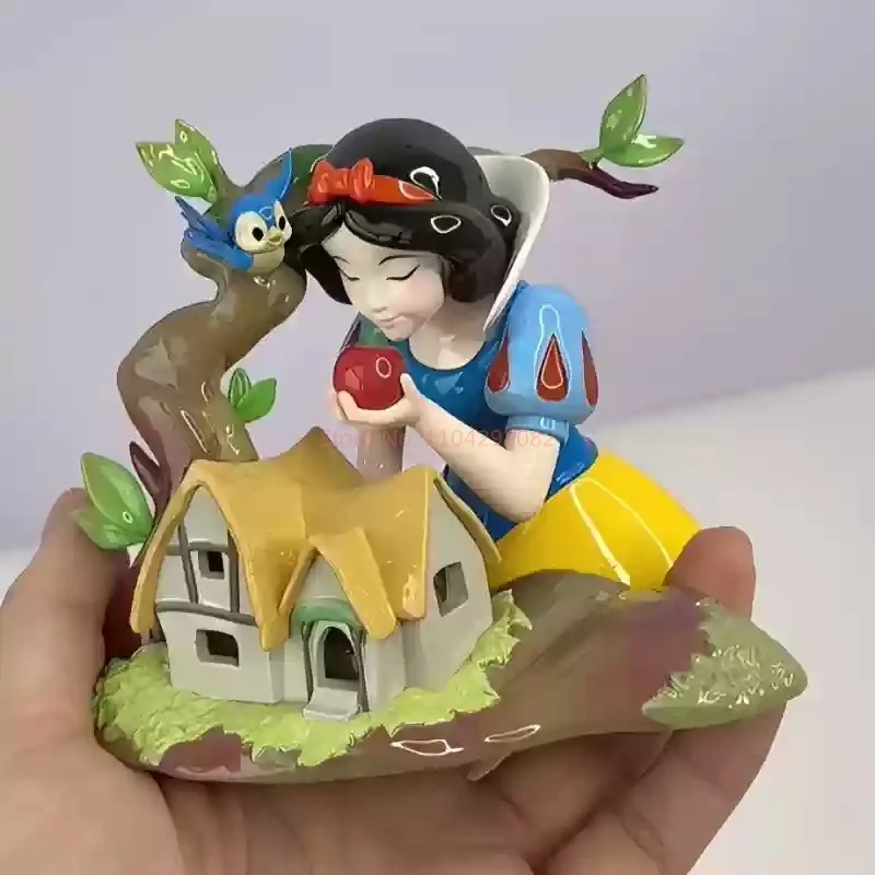 

Подлинная 52 игрушки Disney Princess Art Series, слепая коробка, галерея 2, поколение, кавайная аниме-коробка, фигурка, загадочные подарки на день рождения для девочек