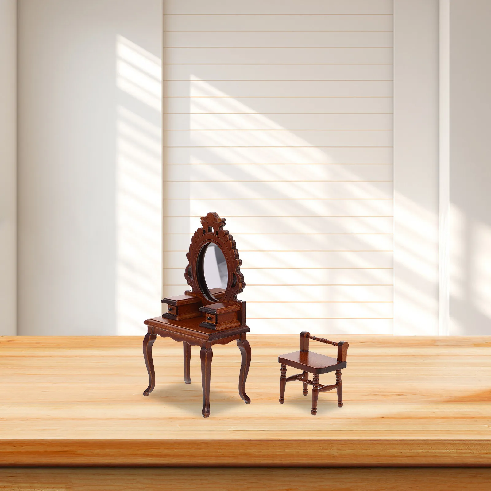 

Деревянный миниатюрный туалетный столик с зеркалом и табуретом в винтажном стиле, масштаб 1:12, для кукольного домика, декоративная мебель для спальни