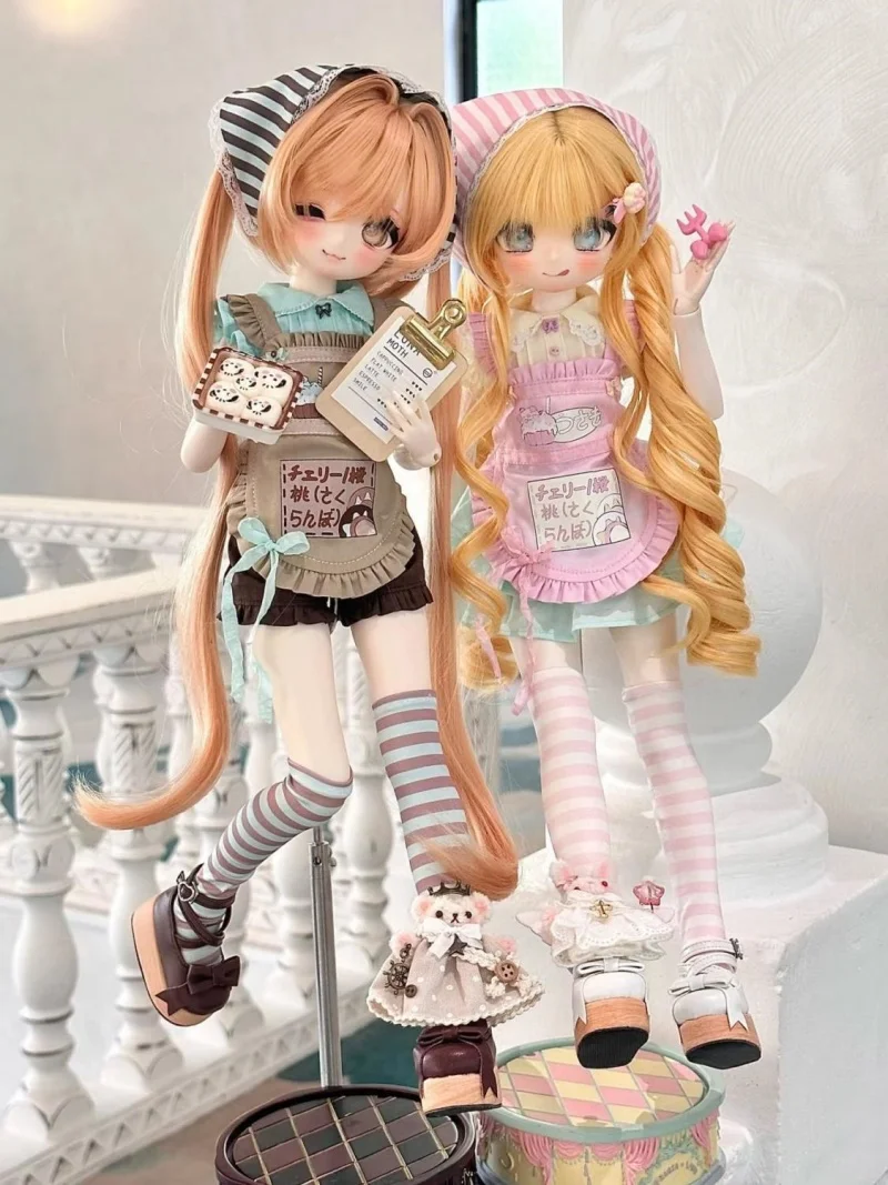 

Одежда для кукол BJD подходит для одежды для кукол в форме сердца с героями мультфильмов размера 1/4, аксессуары для 2D-кукол горничной.