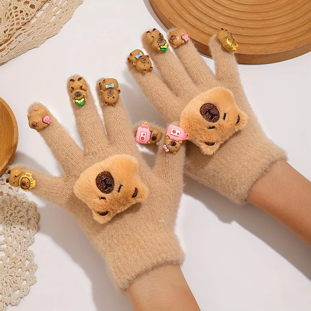 Cute winter gloves with cute Kapibara decorations, autumn and winter gloves, finger-splitting gloves, top choices for gifts