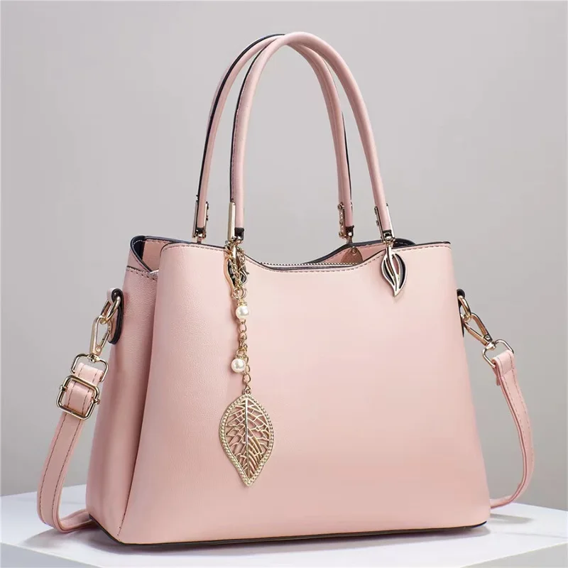 Bolso de mujer 2023 nueva moda de otoño bolso de hombro tipo bandolera atmosférico versátil de gran capacidad bolso de mamá de mediana edad