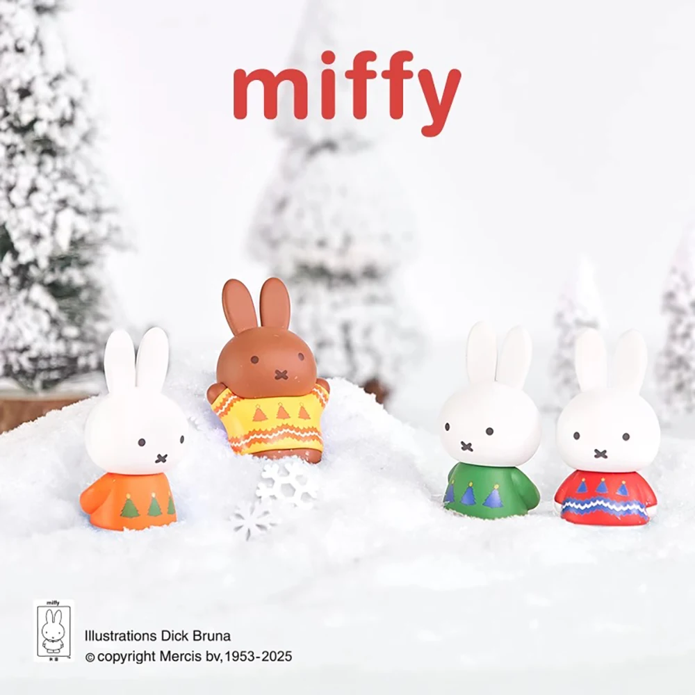 Caja ciega de figura en miniatura Kawaii Miffy, muñeco de conejo bonito, figura temática de invierno coleccionable, regalo de escritorio para vacaciones de Navidad para niña