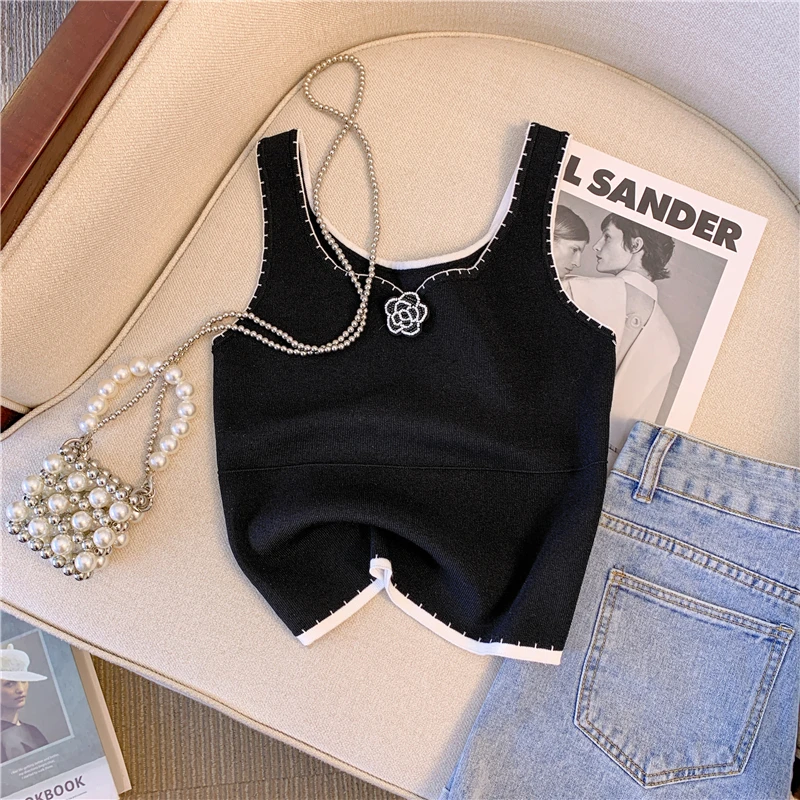 Sexy Vintage Slim Knit Sweater Vests Women Flower Beaded Sleeveless Crop Tops 2024 Summer Elegant Stylish Fashion Chic Knitwear