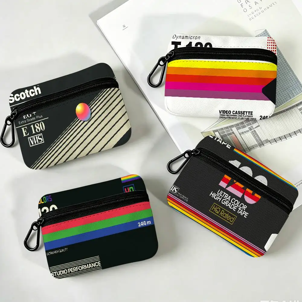 V-VHS Logo Oxford Cloth Zipper Coin Purse Portable Hanging Key Pouch Organizer For Travel Cosmetic Bag