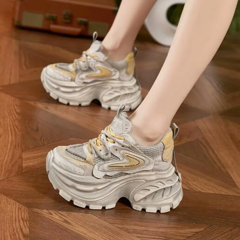 

New 2026 Spring and Autumn Fashion Lightweight Chunky Women Sneakers Mesh Breathable Casual Chunky Sneakers Zapatillas De Mujer