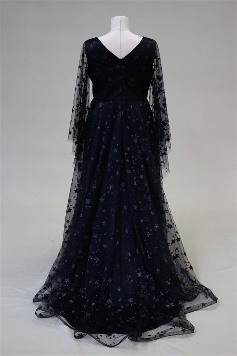 Sansa Black Trumpet Sleeve فساتين السهرة Gothic Star A-line Vestidos De Noche Long Sleeve Prom Dress فساتين سهره فاخره