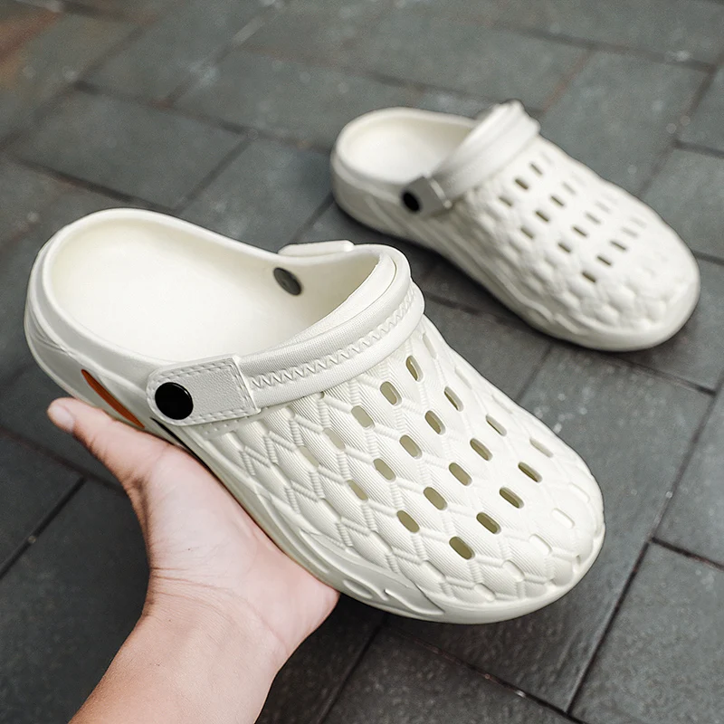 Summer men's garden shoes and sandals, lightweight, soft, comfortable outdoor casual slippers