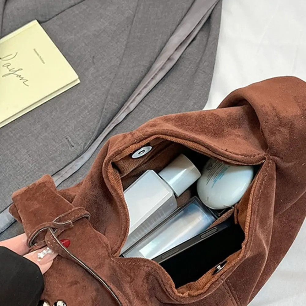 

Retro American Style Deerskin Velvet Leather Handbag Fashion Design Korean Style Locomotive Style Underarm Bag Solid Color