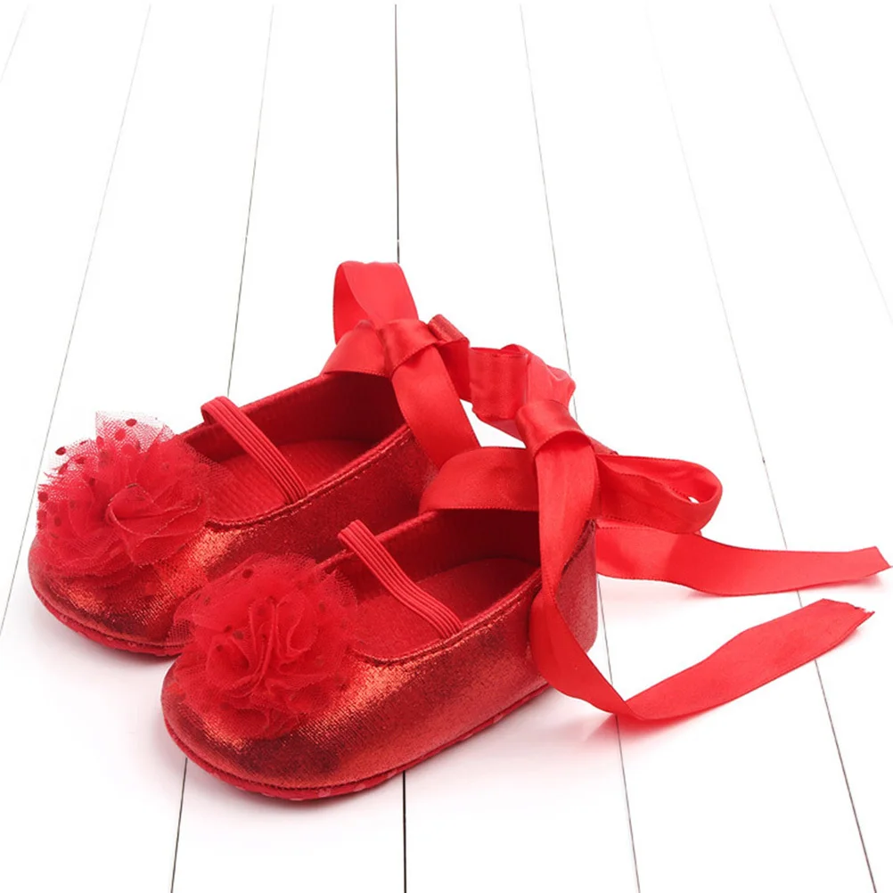 أحذية أطفال بنعل ناعم مقاس 11 سم مصنوعة من مادة البولي يوريثان غير قابلة للانزلاق أحذية لطيفة للفتيات الصغيرات لربيع الخريف أحذية جميلة للرضع