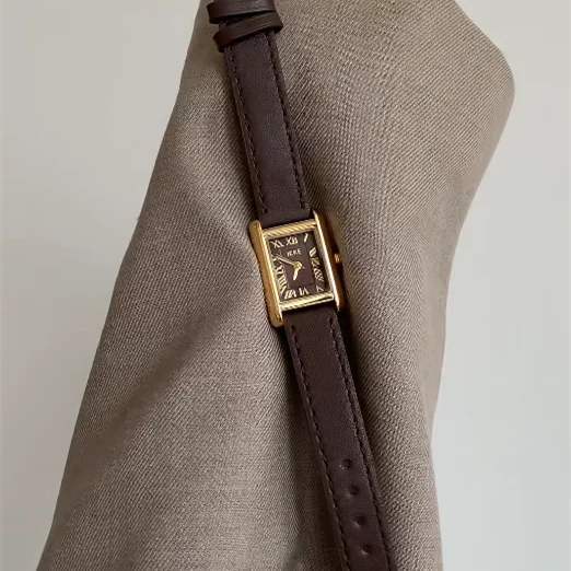 Retro high-value watches, women's art watches, high-end 2026 new watch trends, watch accessories, women's gifts, unique watches