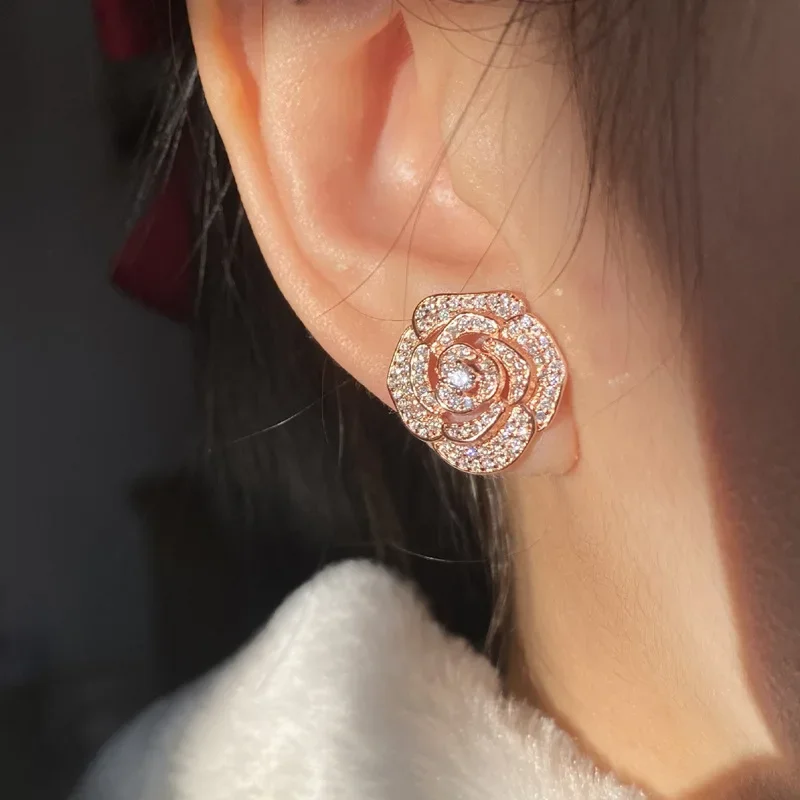 Moissanit MDL. Set di gioielli di nicchia in stile Anello con zirconi completi Camelia S925 placcato in argento