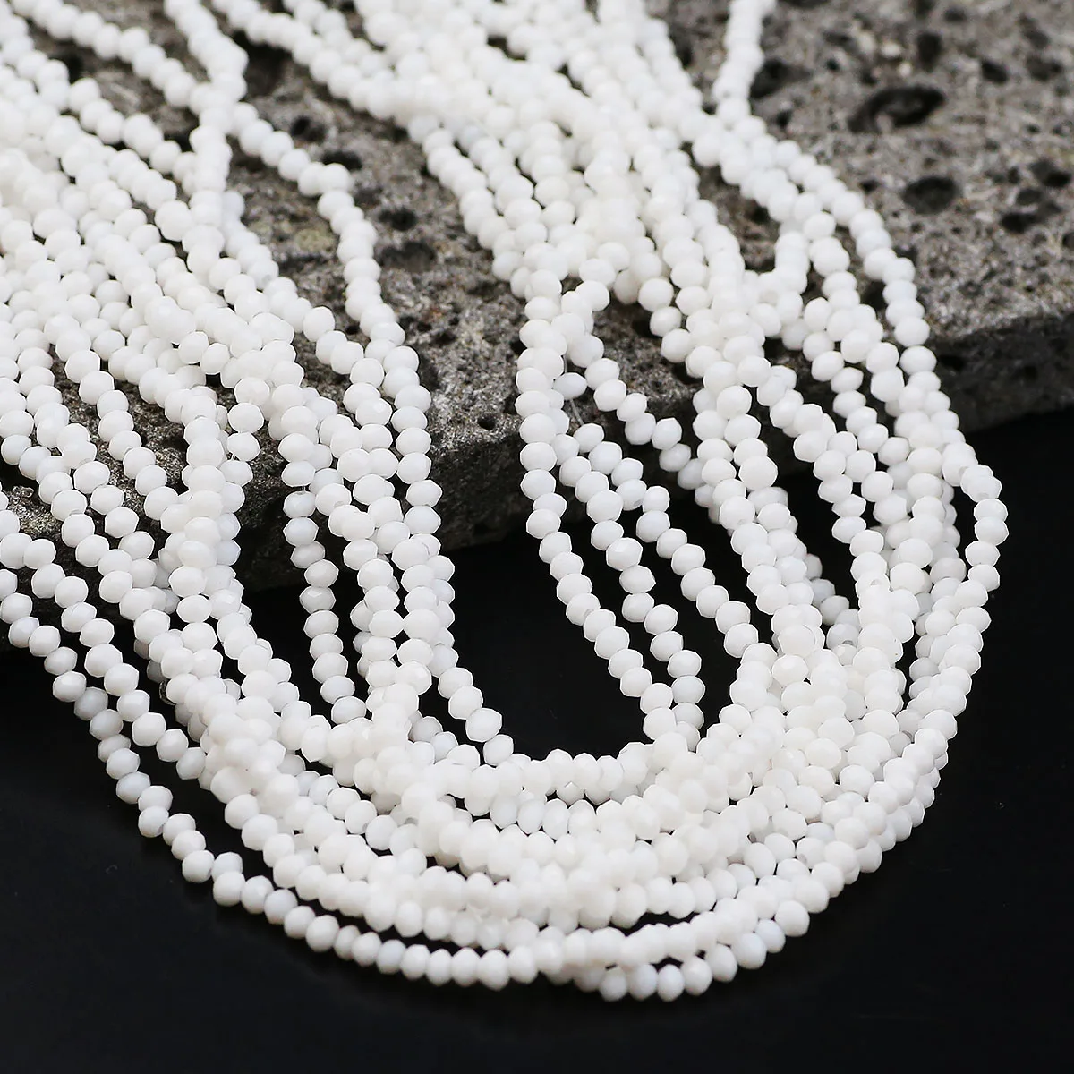 Für handgefertigte Schmuckherstellung, DIY-Armband, Halskette, Ohrringe, 2,5 mm, weiße Farbe, flach, rund, facettiertes Kristallglas, lose Distanzperle