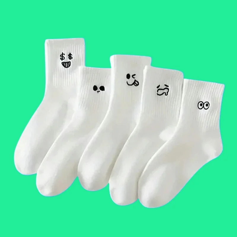 Calcetines largos de estilo Harajuku japonés para mujer, medias versátiles de dibujos animados, Kawaii, mediano, blanco, otoño e invierno, 5/10 pares