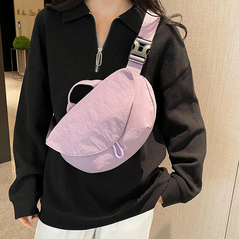 

Women Crossbody Fashion Hidden Magnetic Button Sports Riding Waist Bag Nylon Dumpling Shoulder Satchel Suitable for Travelling