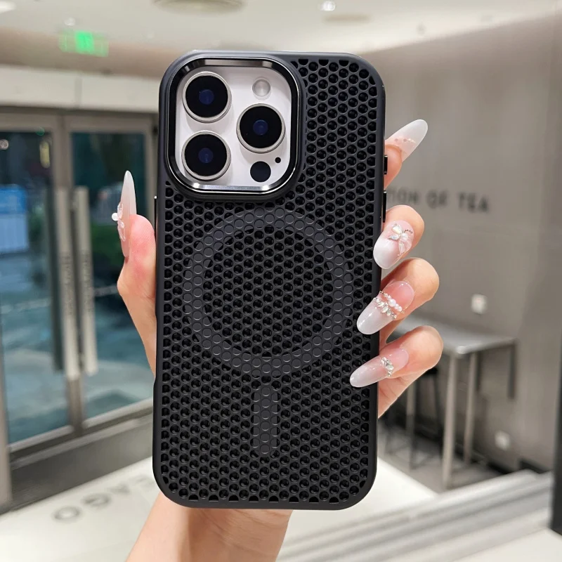 

Double-layer spherical three-dimensional cooling mesh magnetic phone case15PromaxHeat Dissipation16PromaxBreathable14PromaxHigh-