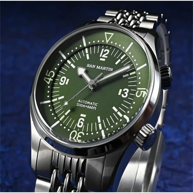 San Martin 39mm Leyenda Diver Watch SN0141W Sapphire Luminous Waterproof 200m Watches NH35 Automatic Mechanical Movement