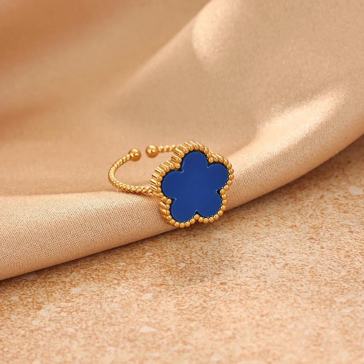 Vintage Emaille-Blumen-Offener Ring für Damen, Goldfarben, Edelstahl, Gedrehter Verstellbarer Manschettenring, Ästhetischer Boho-Schmuck, Geschenk – Detail 6