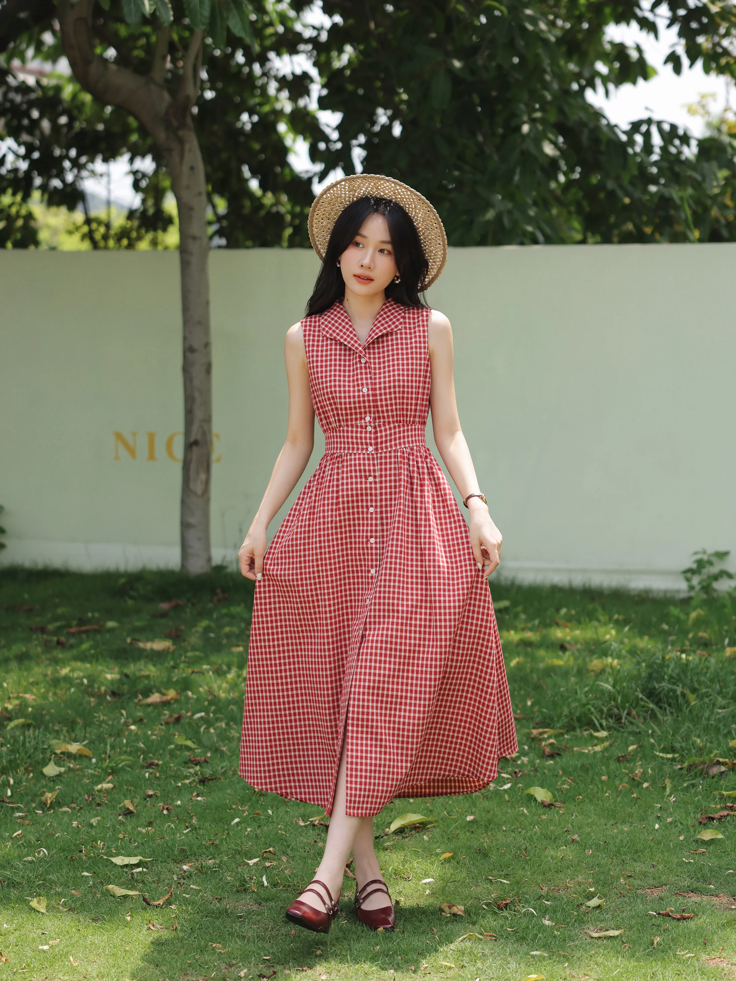 

Vintage Style Sleeveless Red Gingham Dress Women Summer High Waist Slim Flowy A-Line Midi Dress Elegant Button Front Sundress