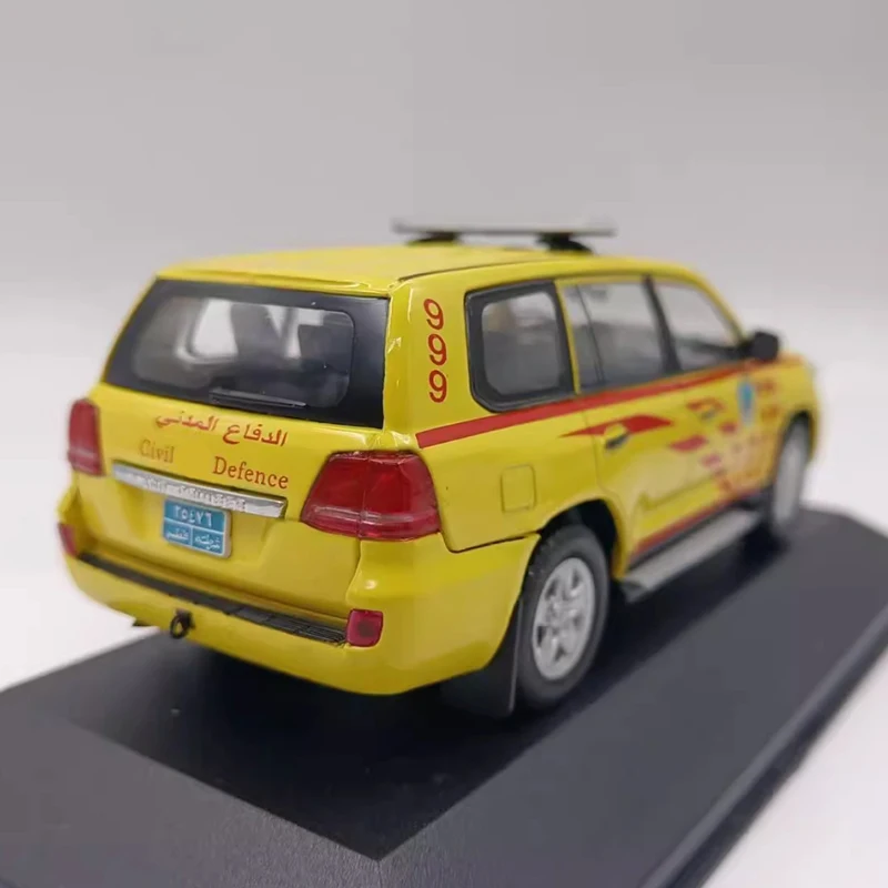 Diecast escala 1:43 land cruiser 200 2009 qatar motor de incêndio simulação liga modelo carro exibição brinquedo colecionável presente decoração