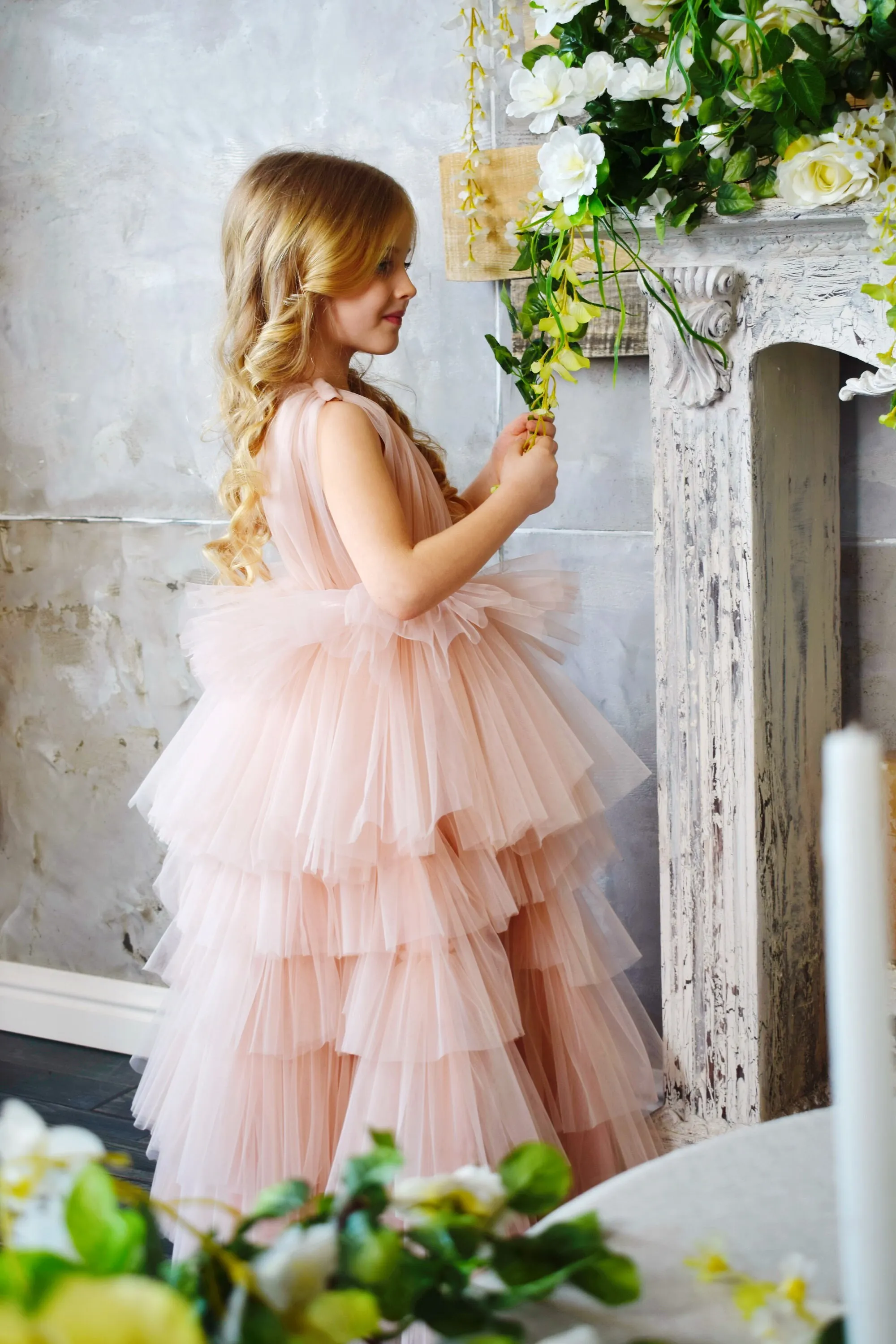 Vestido sencillo de flores en capas de color rosa para niña, vestidos de fiesta de primera comunión de princesa hinchados de tul sin mangas para boda, regalo de sueño para niños