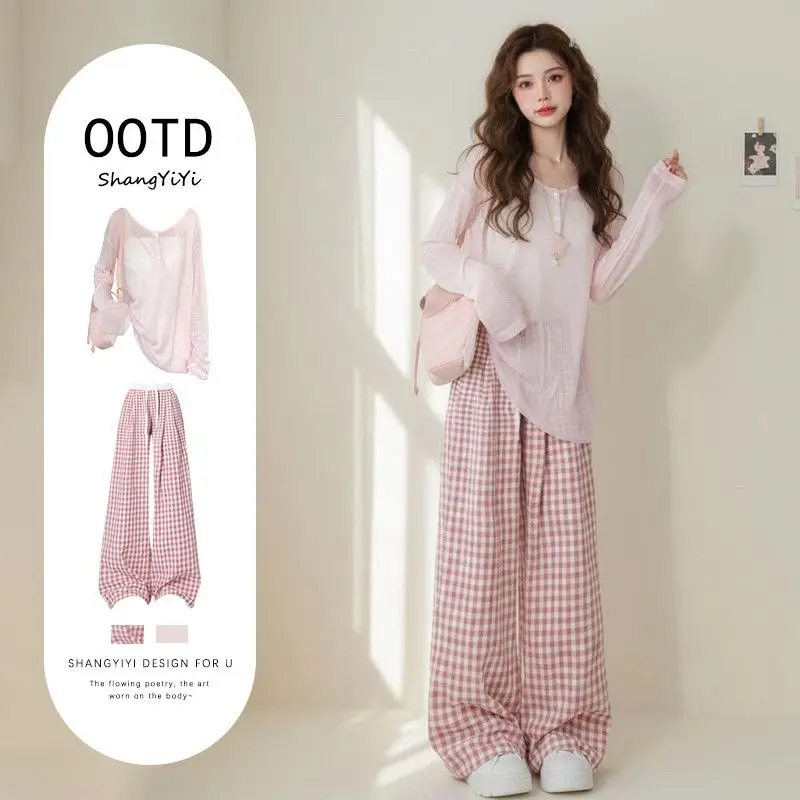 

Корейский повседневный уникальный красивый свободный женский комплект из двух предметов: брюки до колена и вязаный топ с длинным рукавом на раннюю весну