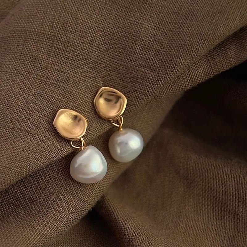 Elegant Imitation Pearl Dangle Earrings for Women Golden Irregular Geometry Round Drop Earrings Wedding Party Trendy Jewelry