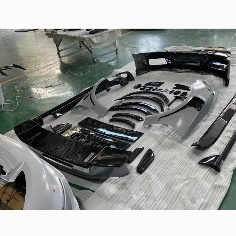 Suitable for 911 992 Front Bumper Fender Side Skirts Rear Bumper Spoiler Auto Parts GT Street R Body Kit